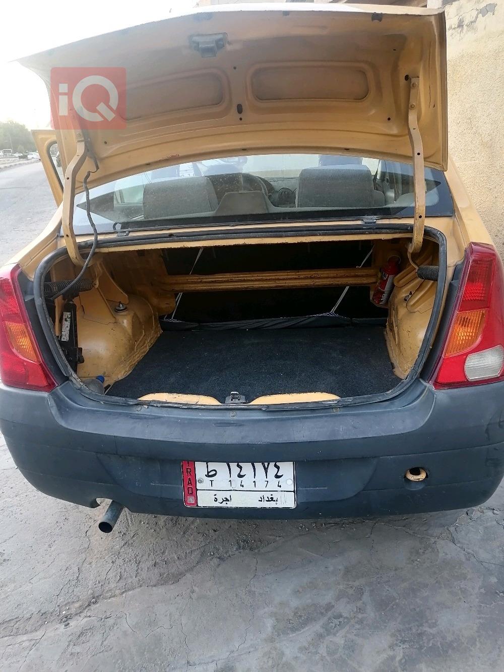 رينو لوجان